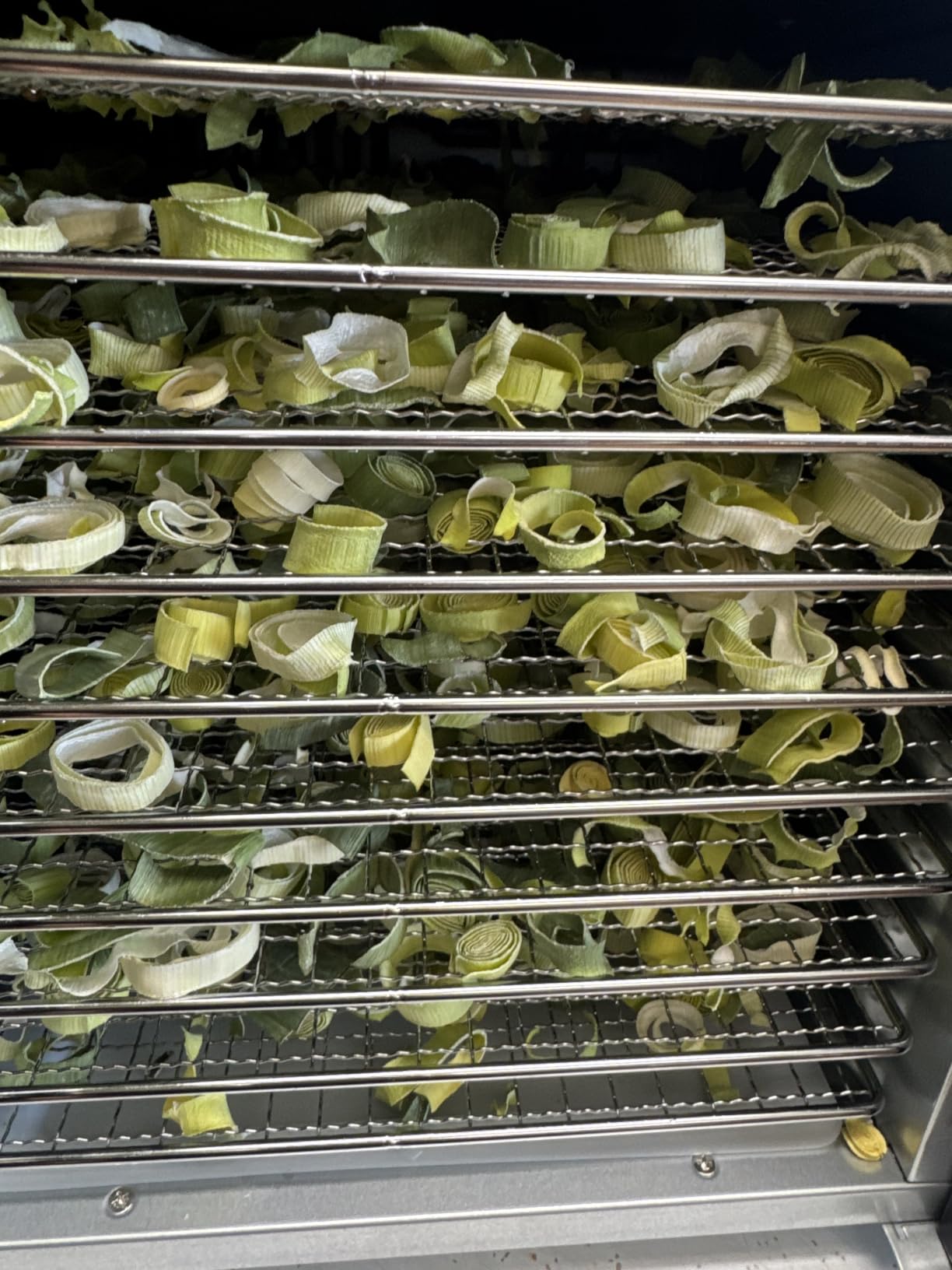 OSTBA Food Dehydrator with 20 Trays, 1300W Dryer, 95–180°F Temp, 48H Timer customer photo 1