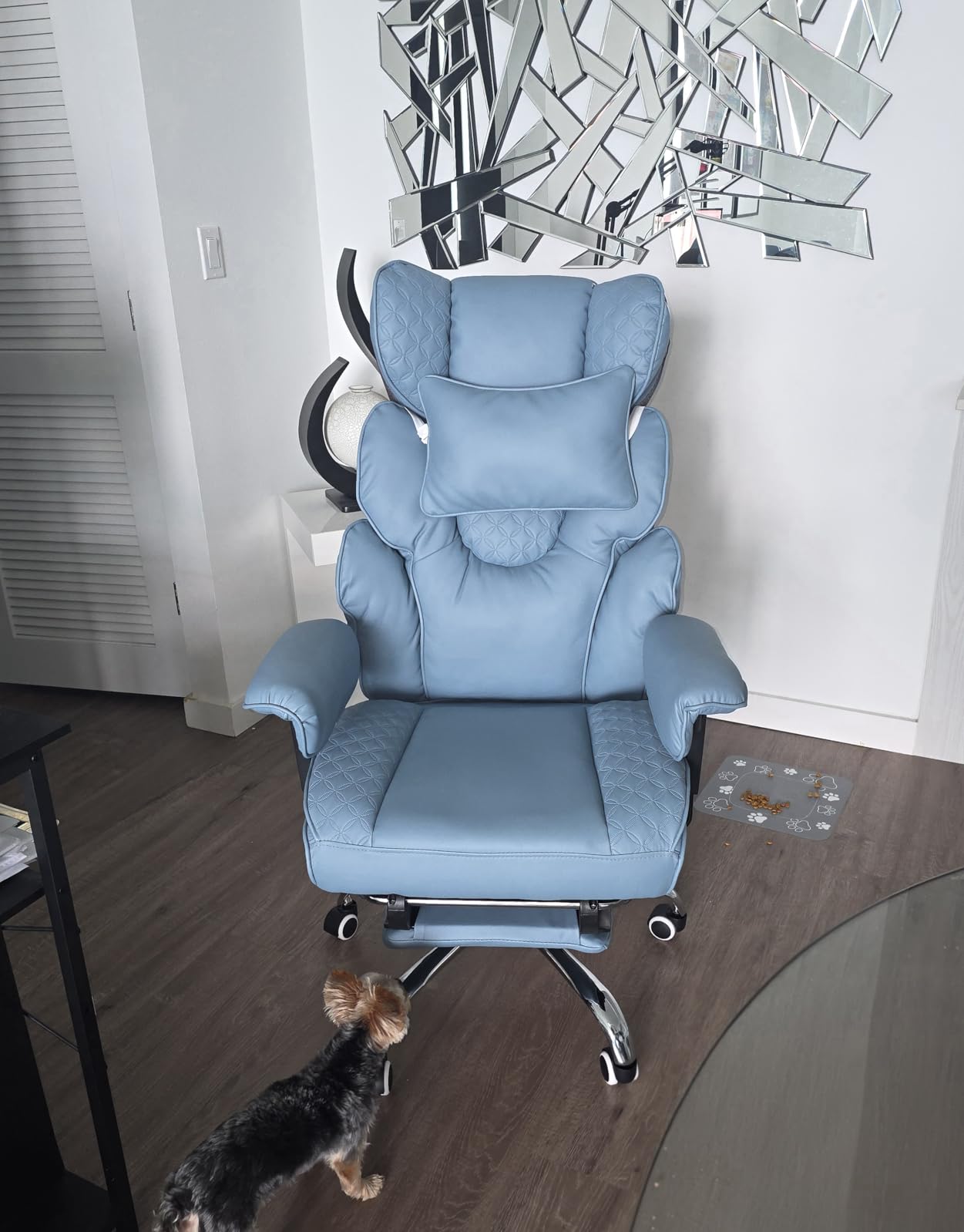 COMHOMA Big and Tall Office Chair with Upgrade Footrest, Heavy Duty Gaming Chair High Back Executive Chair with Spring Lumbar Support for Lower Back Pain Relief, 150°Reclining Adjustable Armrests customer photo 2