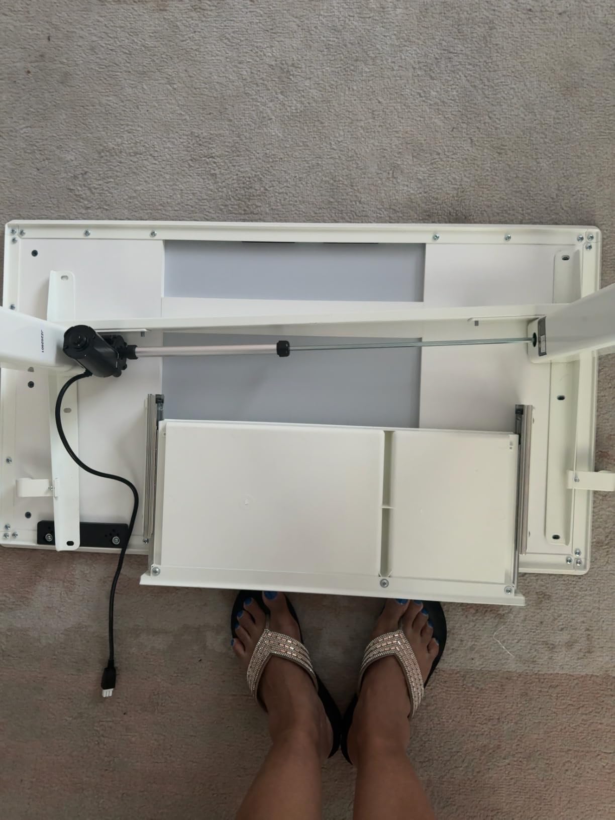 YDN Glass Standing Desk with Drawers 32x19 Inch Super White customer photo 2