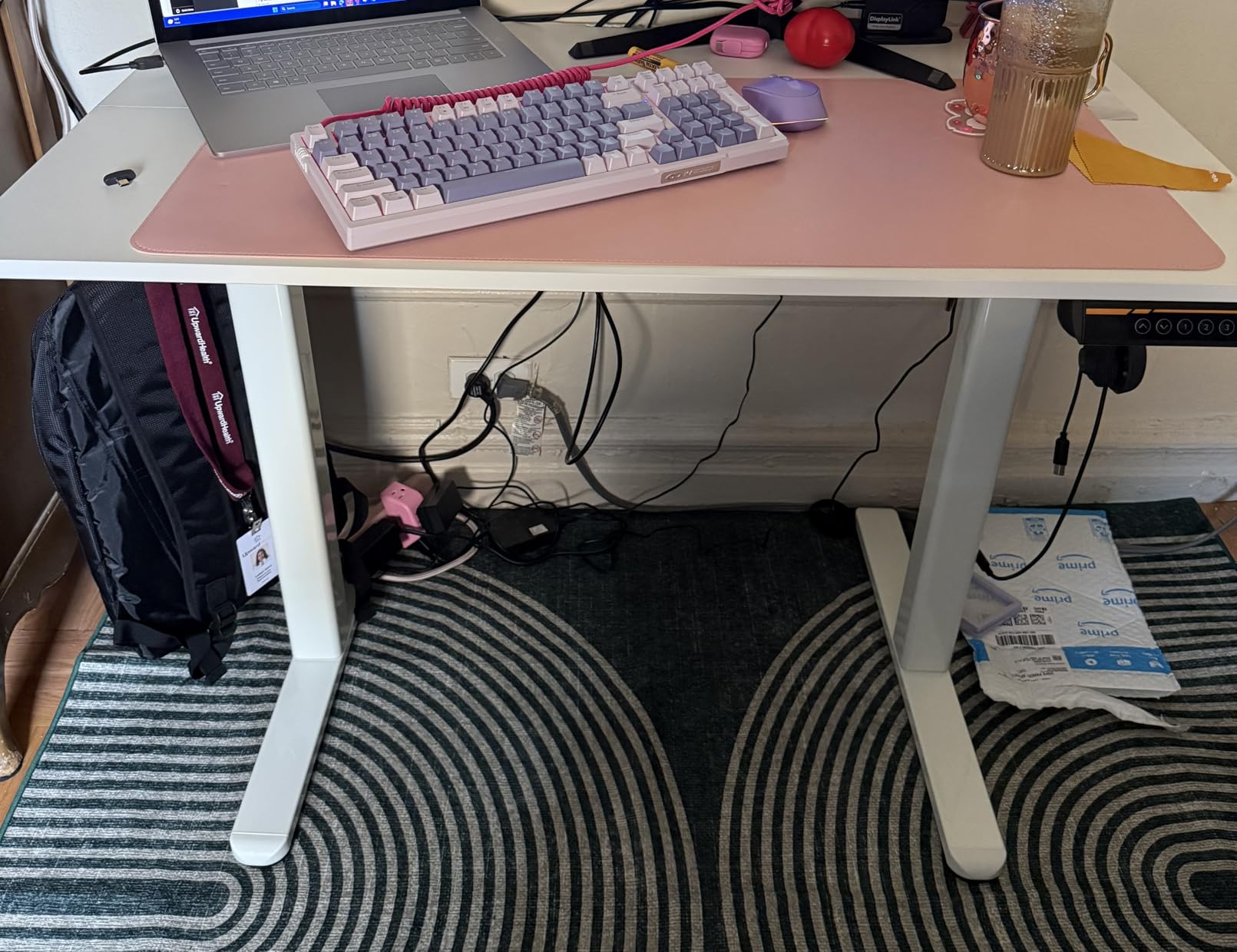 YDN Electric Standing Desk, 32x19 Inch, Black customer photo 1
